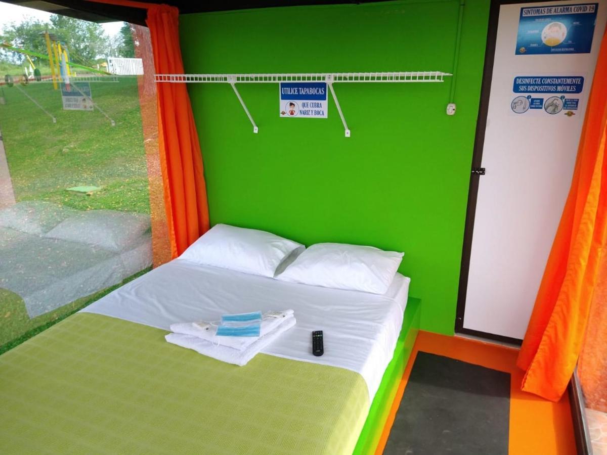 Hotel Glamping - Calochorno Alcalá Exterior foto